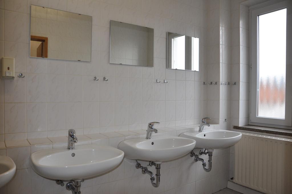 Hostel Herberge Werratal Meiningen Esterno foto