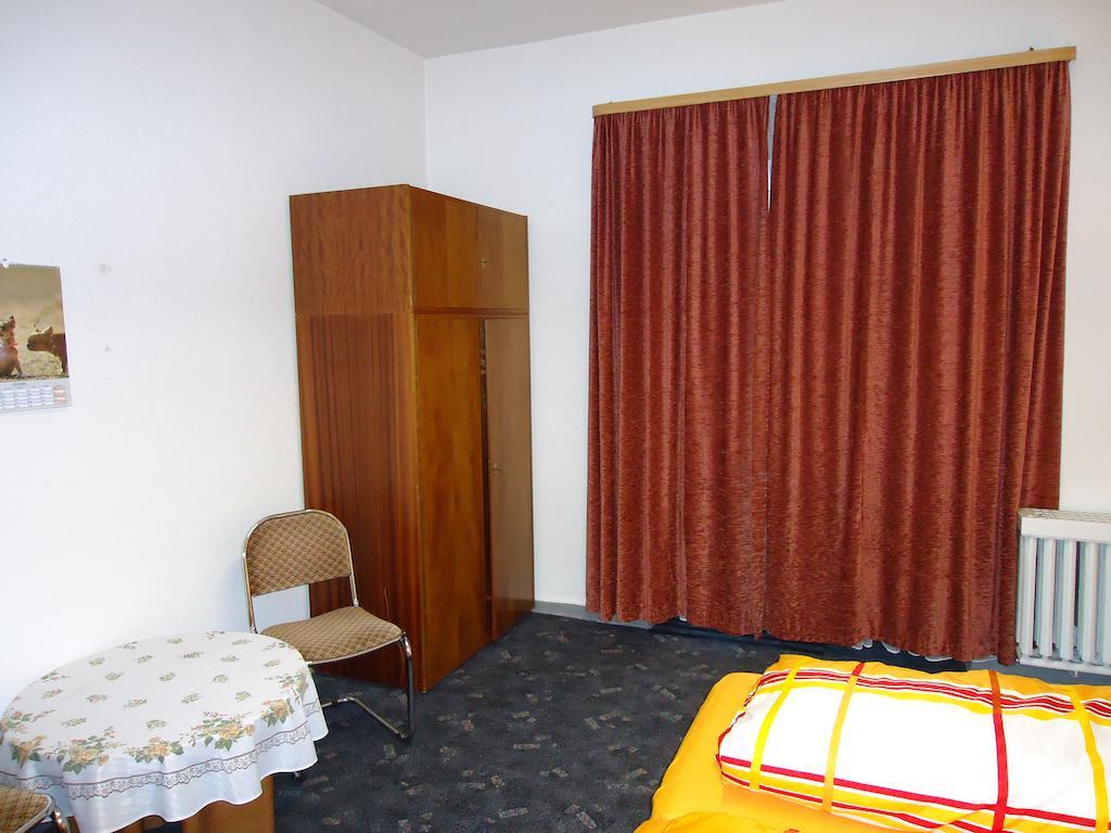 Hostel Herberge Werratal Meiningen Esterno foto